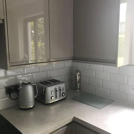 Gardenside Free Private Parking * Windermere
